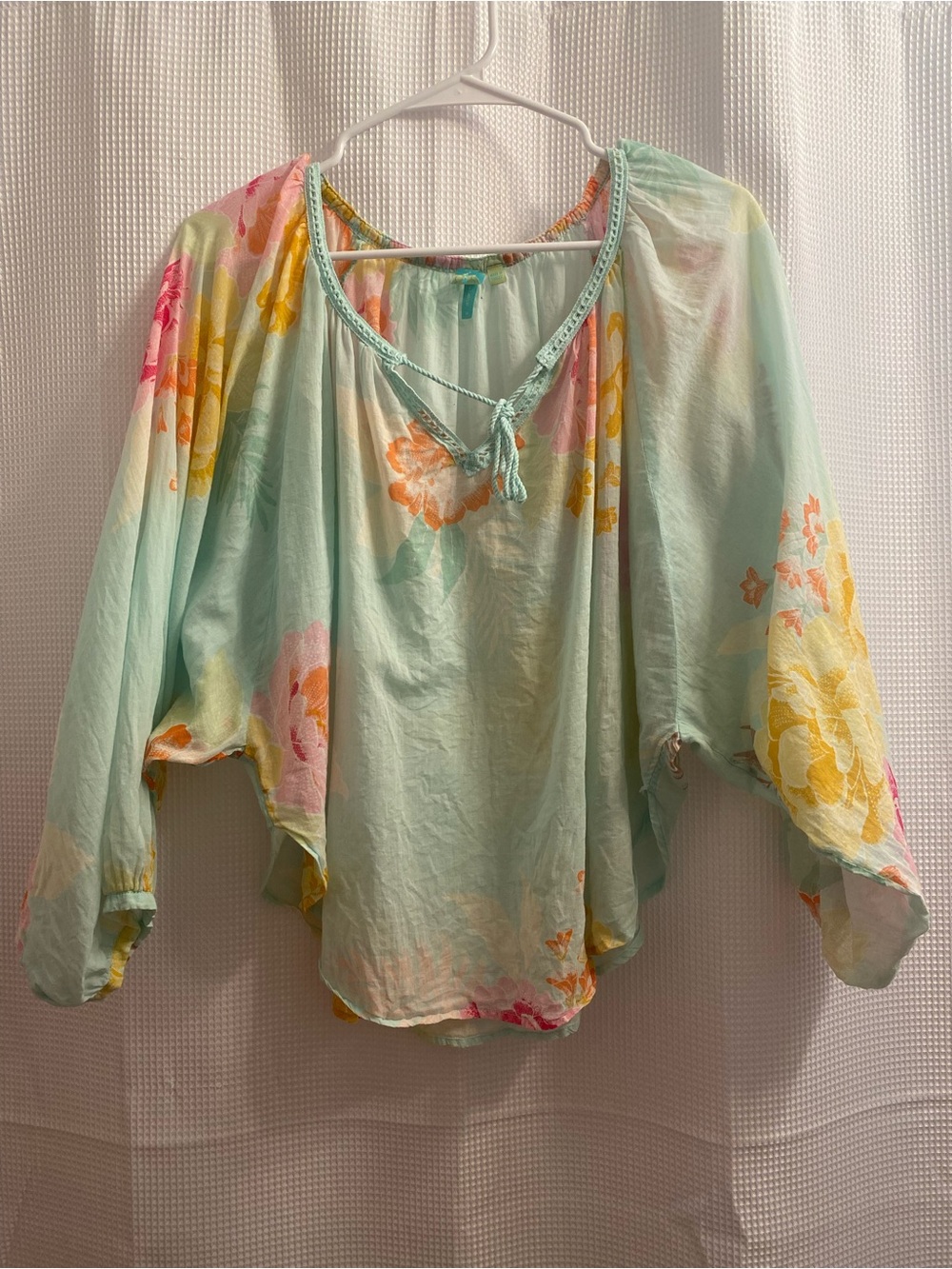 FARM Rio Pastel Floral Blouse - Picture 2 of 10
